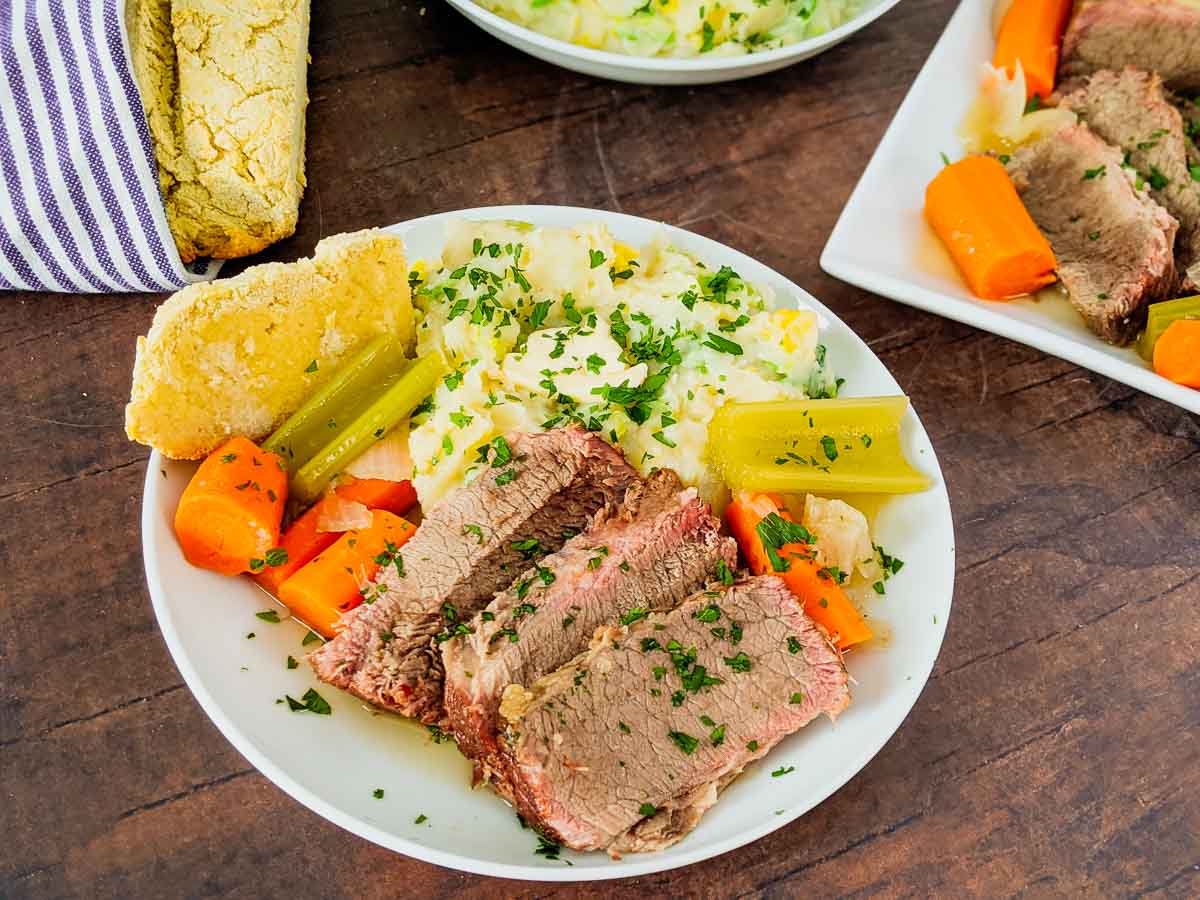 dinner plate of Irish meal