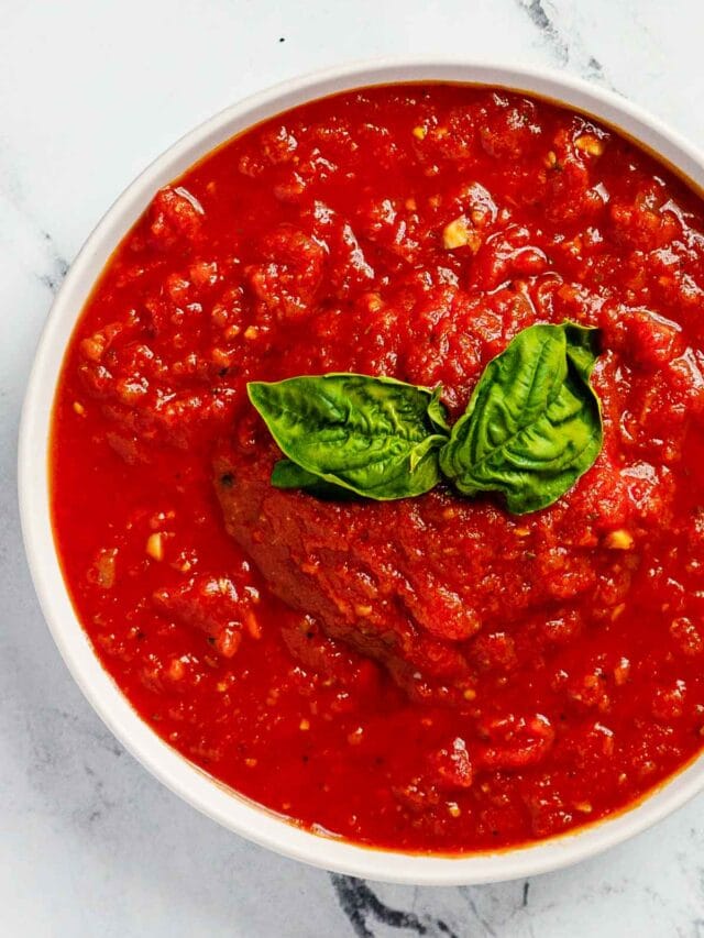 San Marzano Sauce Peel with Zeal