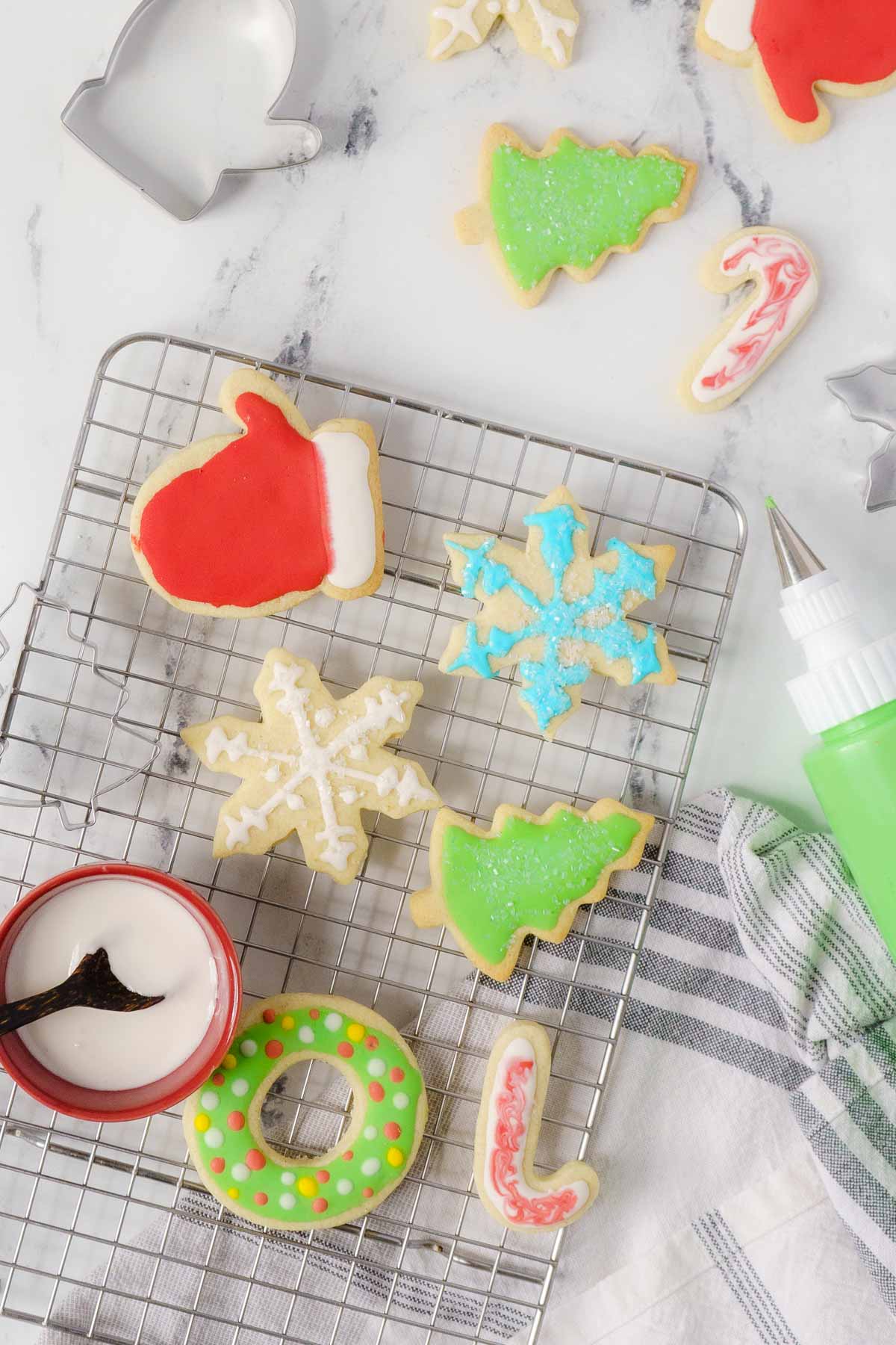 decorating gluten free christmas cookies