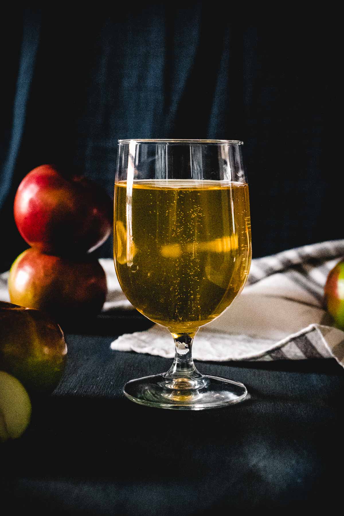 glass of hard apple cider