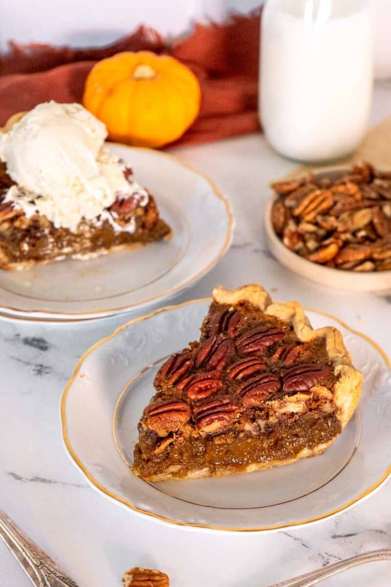 Slice of pie on a plate.
