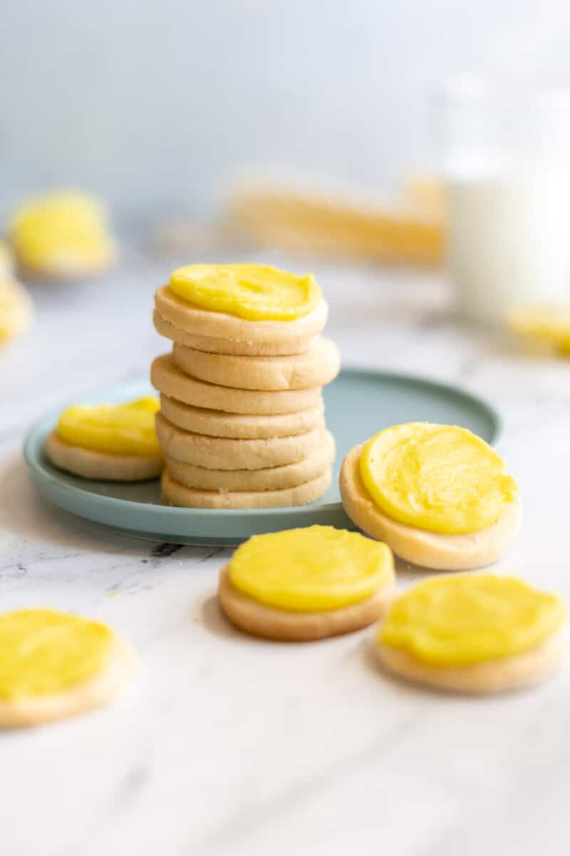 Stack of cookies on a blue plate.