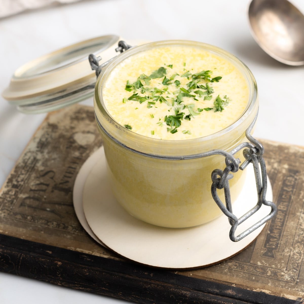 Easy Horseradish Aioli From Scratch in 5 Minutes