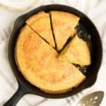 Slices of cornbread.
