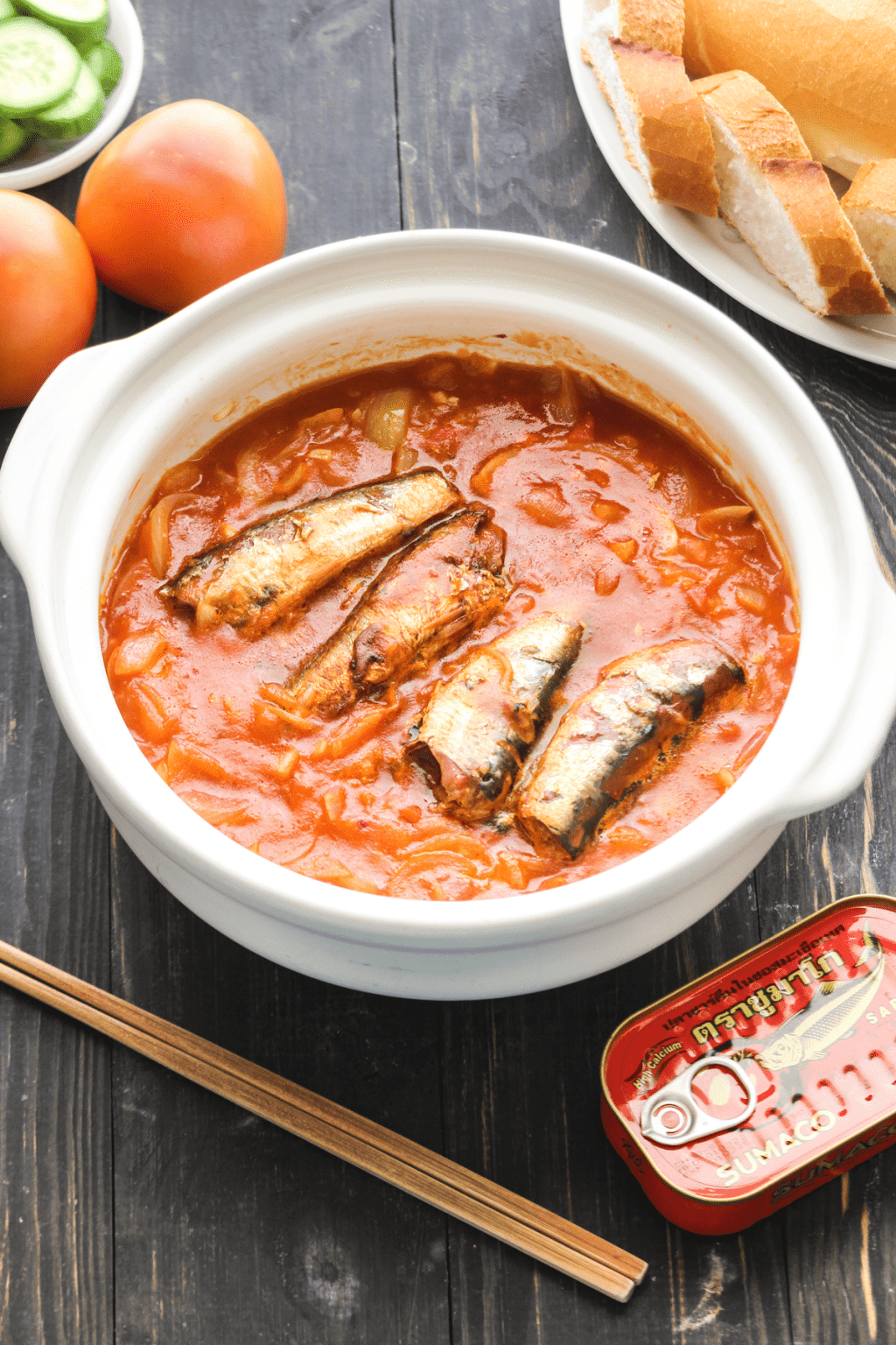 Cá Mòi Hộp in a bowl.