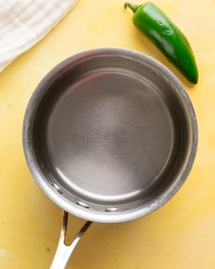 jalapeno-simple-syrup-spicy-and-sweet-peel-with-zeal