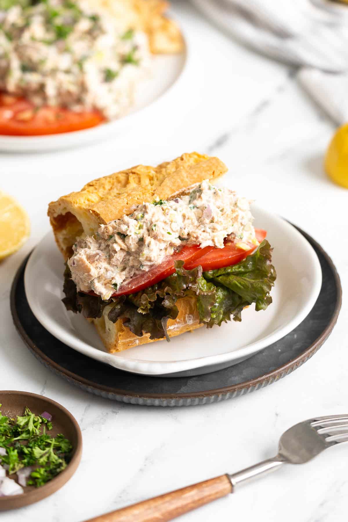 Canned salmon salad as a filling in a sandwich.